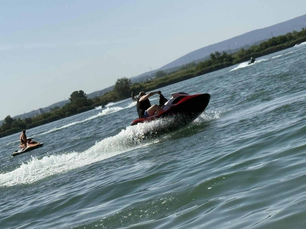 Jetskis csapat jó hangulatban
